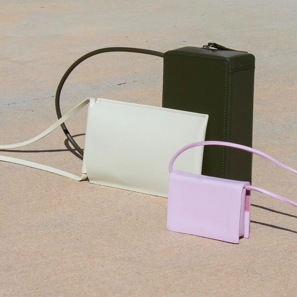 Building block card sling